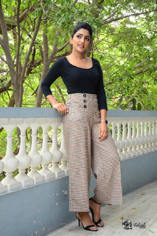 Eesha-Rebba-New-Photos